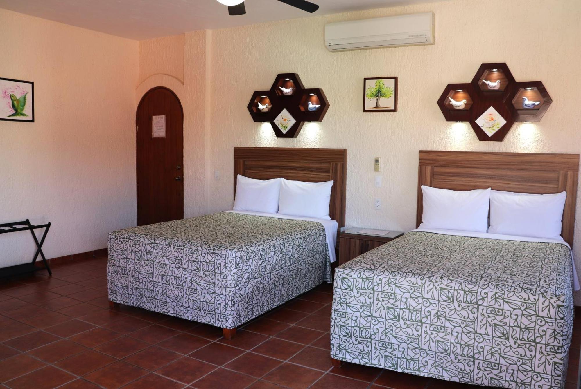 Hotel Casa De Las Palomas Tonala  Exterior photo